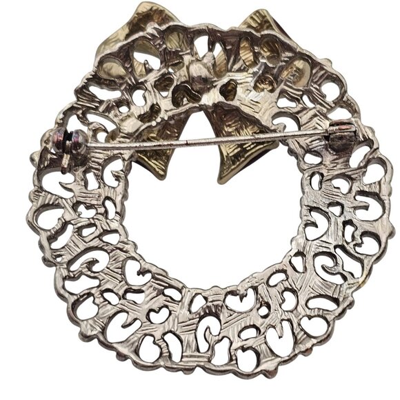 Vtg Wreath Brooch Pin Filigree Red Enamel Bow Pin Christmas Holiday Jewelry - Picture 7 of 11